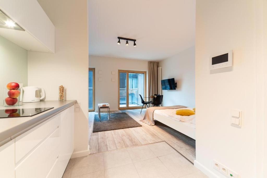Warsaw Night Apartments Menica Residence ภายนอก รูปภาพ