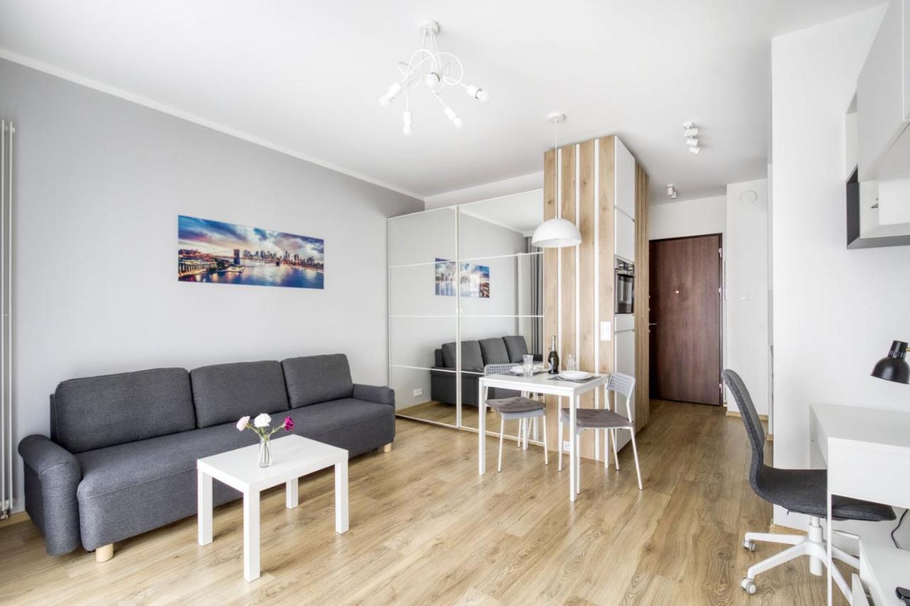Warsaw Night Apartments Menica Residence ภายนอก รูปภาพ